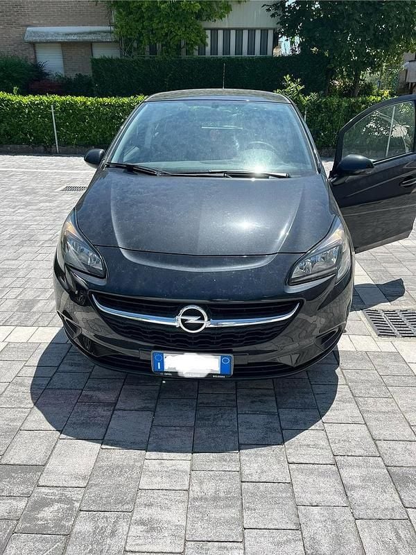 Usata Opel Corsa 90 CV (66 kW) 2016 Nero Utilitaria