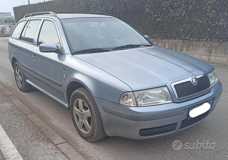 Usata Skoda Octavia 2002 Grigio Station wagon