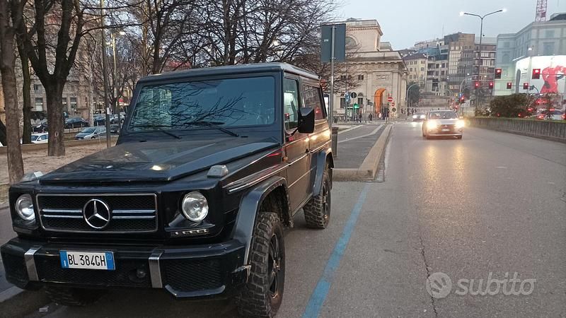 Usata Mercedes G240 72 CV (52 kW) 1980 Nero SUV