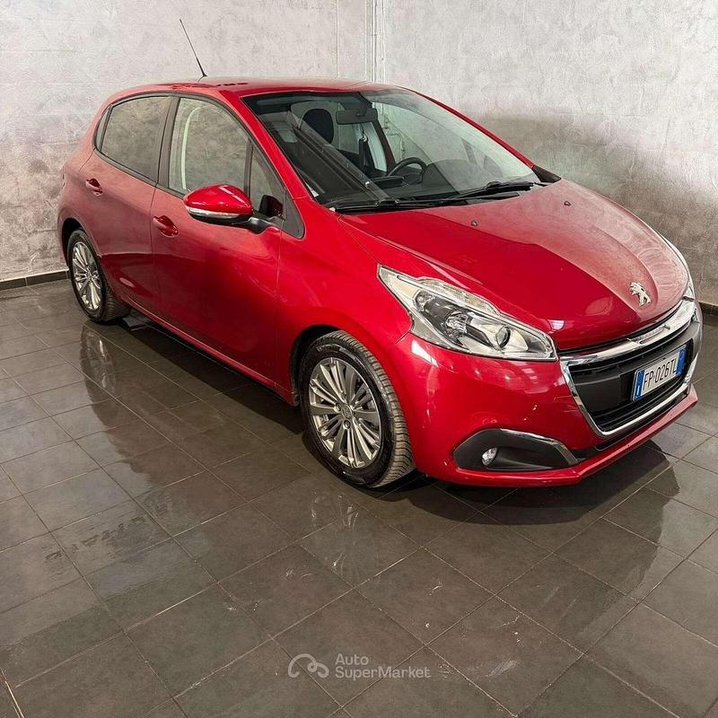 Usata Peugeot 208 Allure 75 CV (55 kW) 2018 Rosso Utilitaria