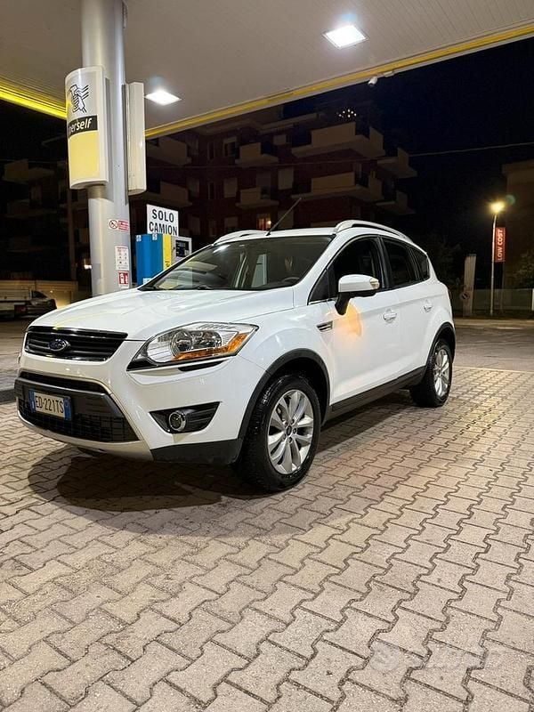 Usata Ford Kuga 2011 Bianco SUV
