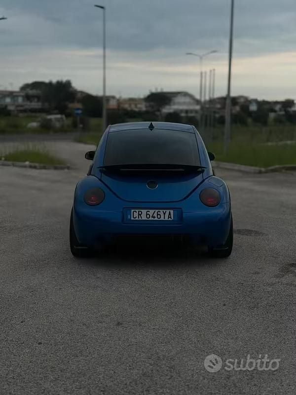 Usata VW New Beetle 101 CV (74 kW) 2004 Utilitaria