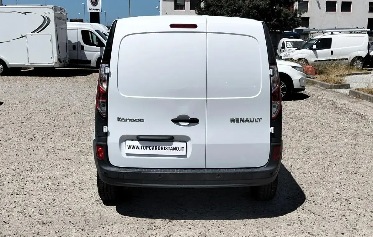 Usata Renault Kangoo 43 kW (59 CV) 2021 Bianco Monovolume