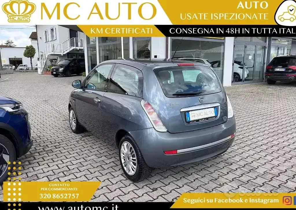 Usata Lancia Ypsilon 60 CV (44 kW) 2010 Grigio scuro Utilitaria