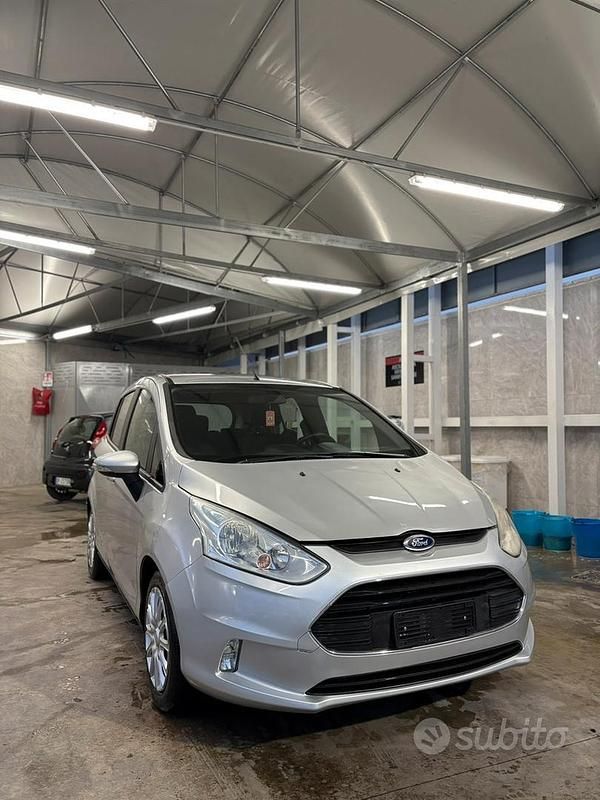 Usata Ford B-MAX 95 CV (69 kW) 2014 Grigio Monovolume