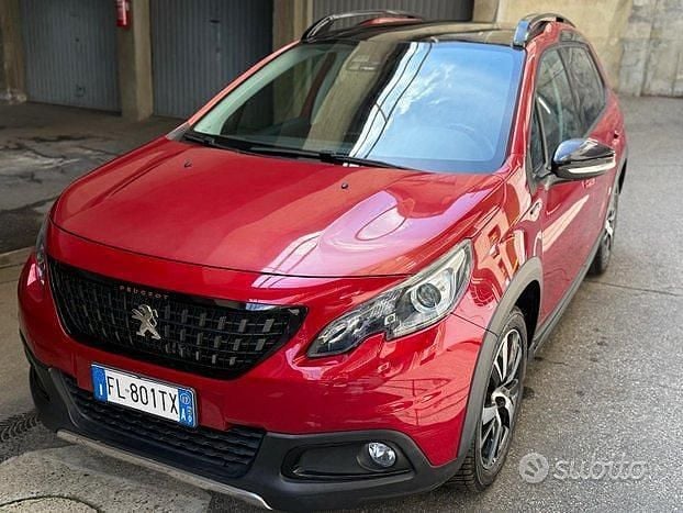 Rosso Usata 2017 Peugeot 2008 GT-line SUV | 8490 € (Super prezzo) - Immagine 1/4