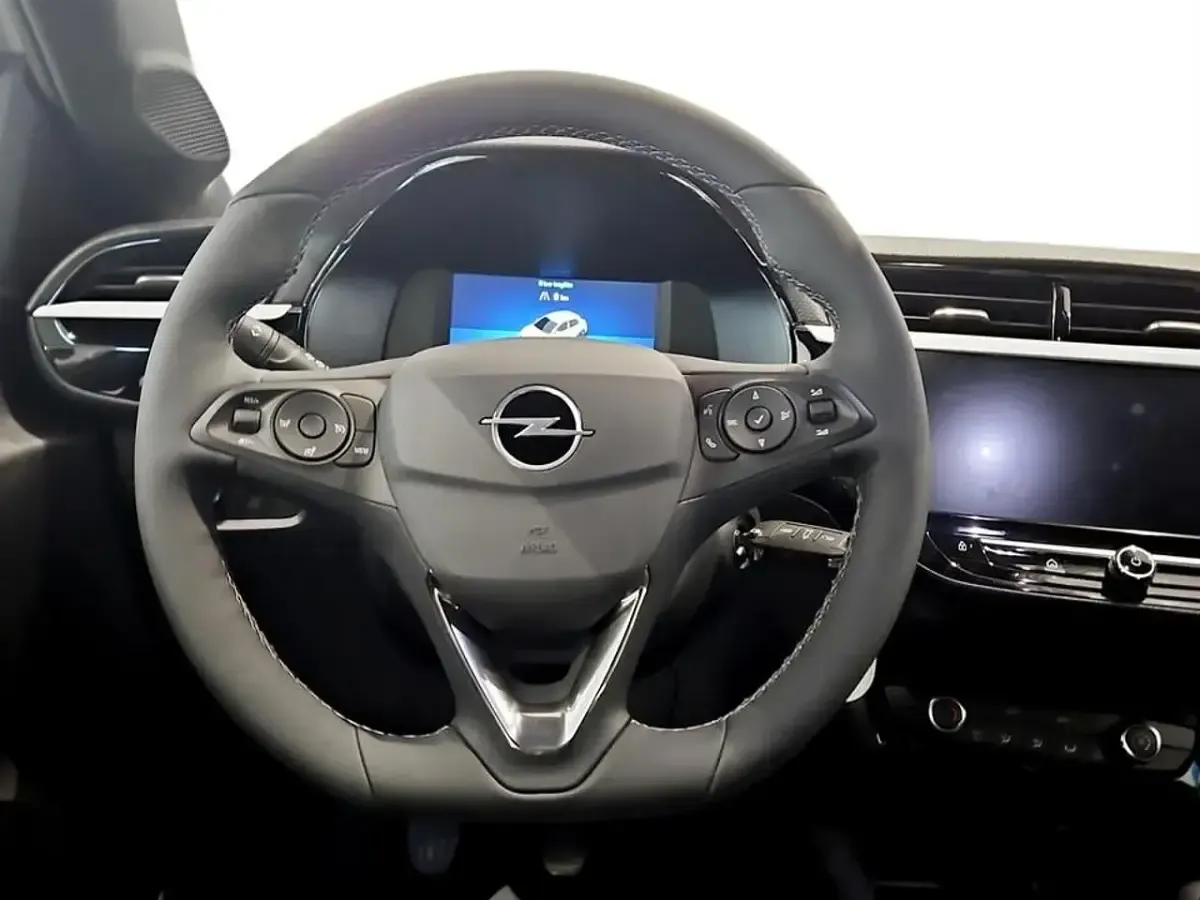 Nuova Opel Corsa 100 CV (73 kW) 2026 Argento Utilitaria