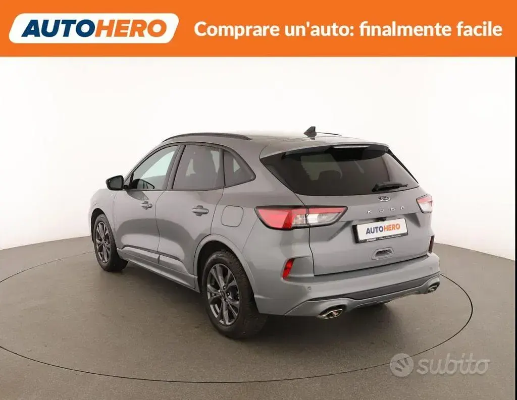 Usata Ford Kuga ST-Line 120 CV (88 kW) 2022 Grigio SUV