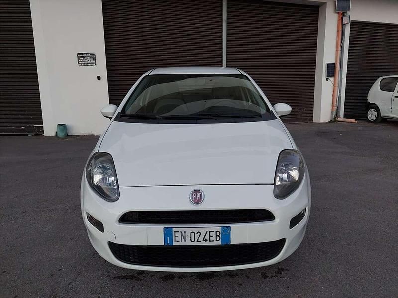 Usata Fiat Punto Lounge 75 CV (55 kW) 2012 Other Utilitaria