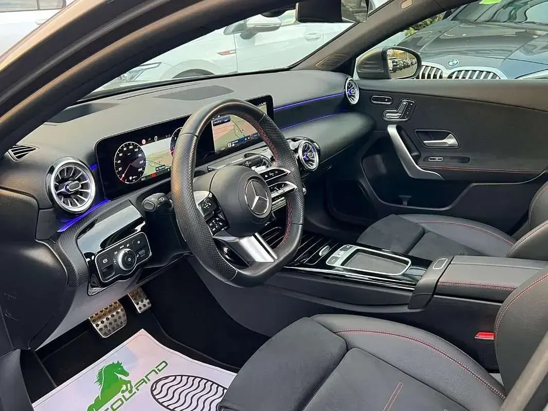 Usata Mercedes A180 AMG Line Premium Plus 116 CV (85 kW) 2024 Berlina