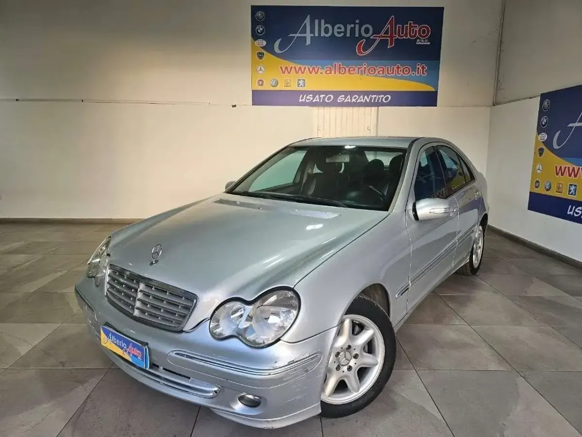 Usata Mercedes C220 Avantgarde 150 CV (110 kW) 2006 Berlina