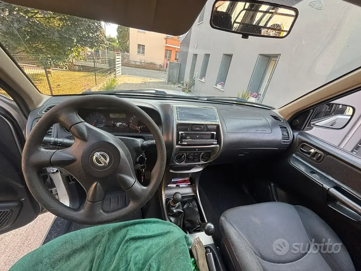 Usata Nissan Terrano 125 CV (91 kW) 2004 Grigio SUV