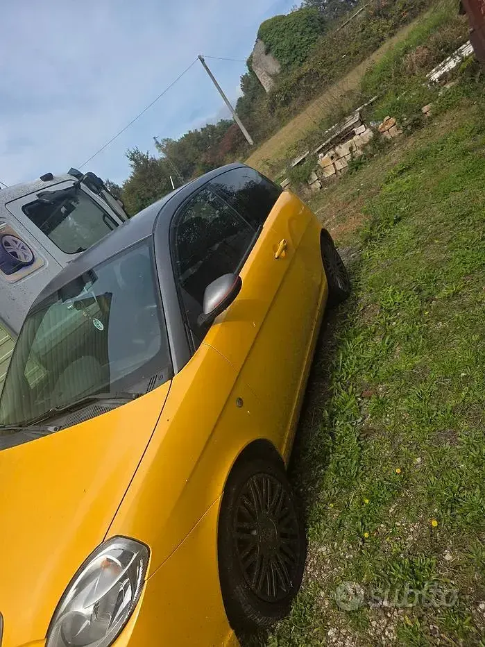 Usata Lancia Ypsilon 2008 Giallo Utilitaria