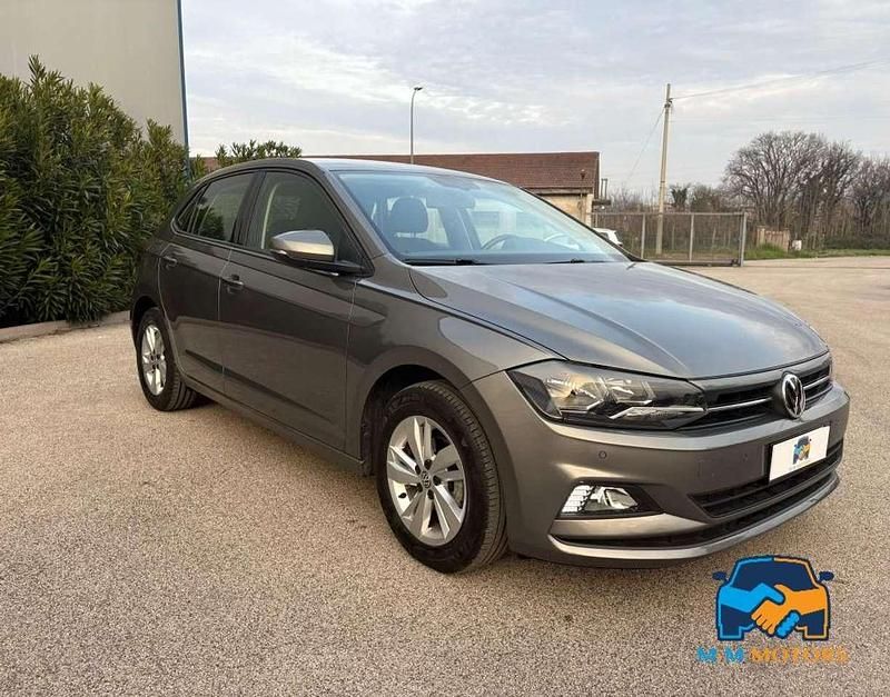 Usata VW Polo Comfortline 80 CV (58 kW) 2020 Grigio Utilitaria