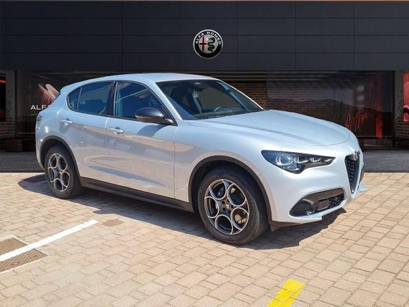 Nuova Alfa Romeo Stelvio Sprint 210 CV (154 kW) 2025 Argento SUV