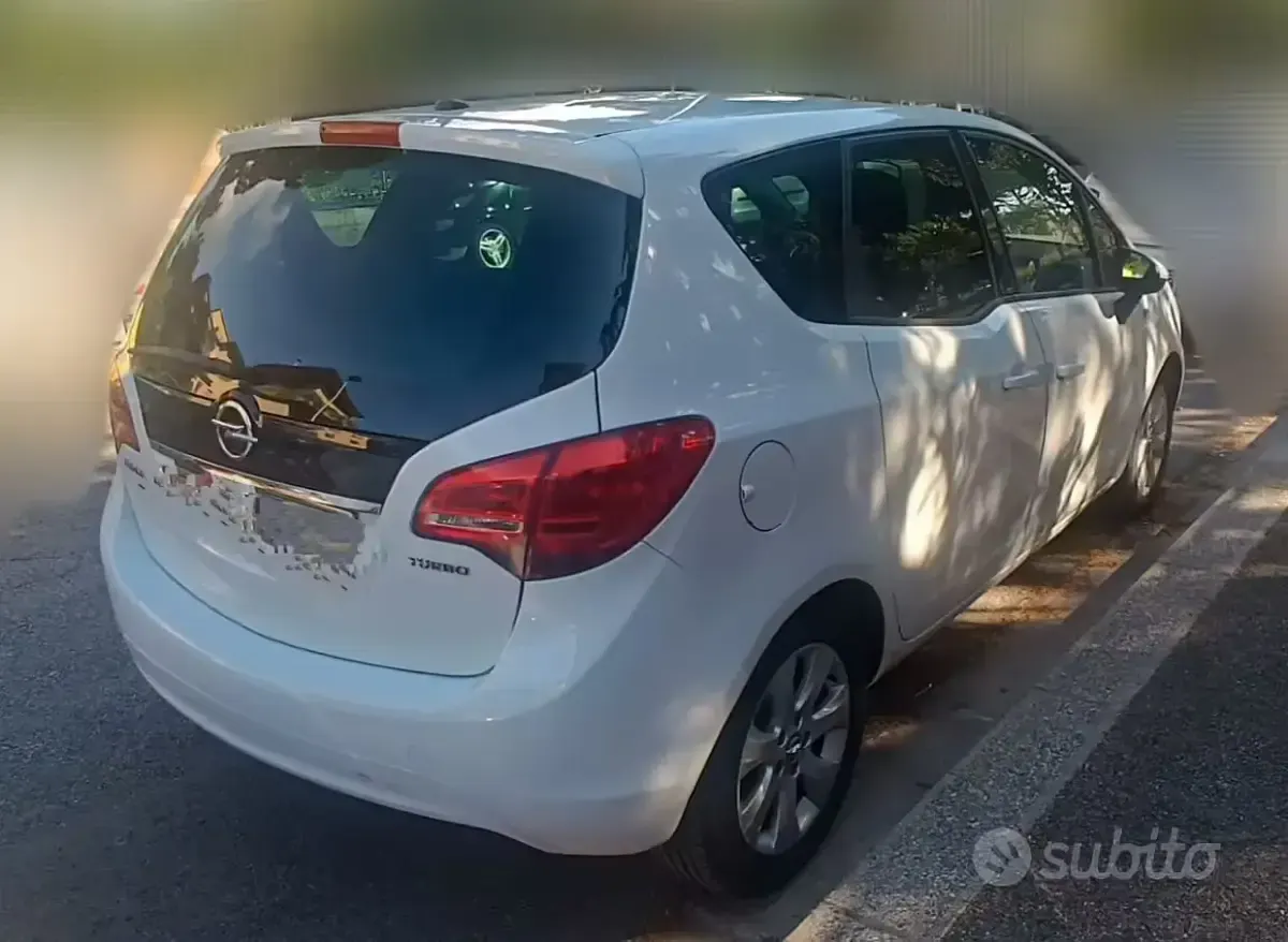 Usata Opel Meriva 120 CV (88 kW) 2012 Bianco Monovolume
