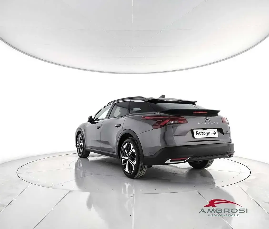 Usado Citroën C5 Aircross PureTech 181 CV (133 kW) 2023 Gris SUV
