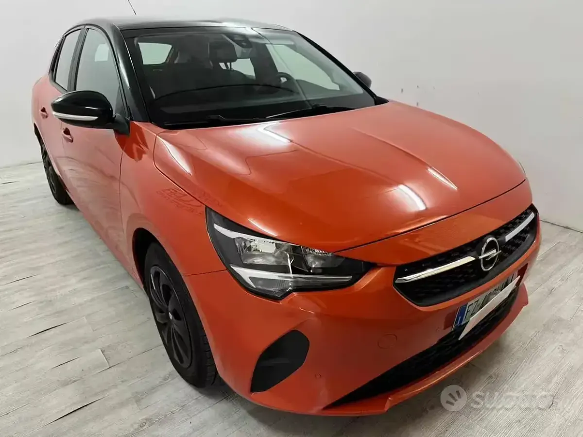 Usata Opel Corsa Elegance 75 CV (55 kW) 2019 Arancione Utilitaria
