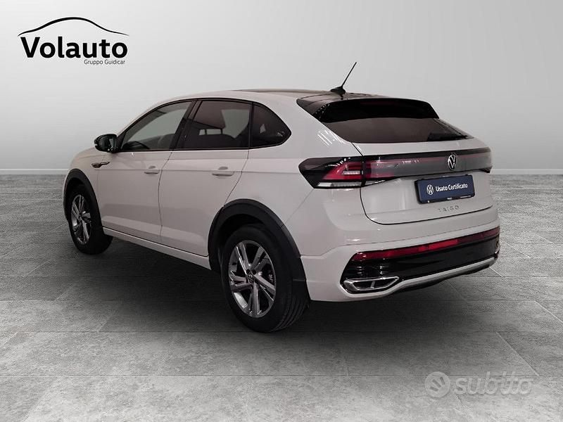 Usata VW Taigo R-line 110 CV (80 kW) 2023 Beige SUV