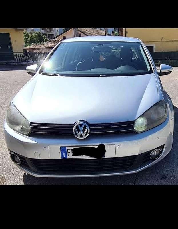 Usata VW Golf VII Highline 105 CV (77 kW) 2012 Berlina