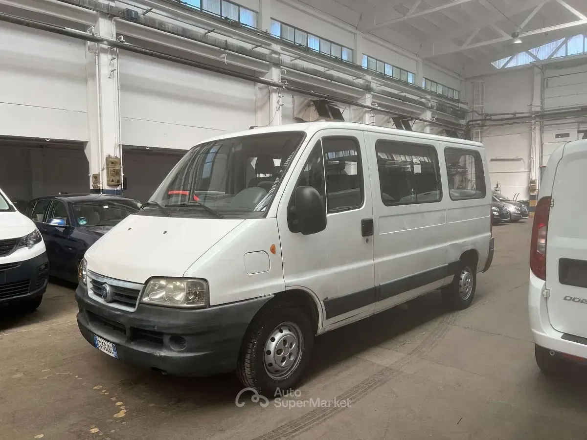 Usata Fiat Ducato 84 CV (61 kW) 2003 Bianco Furgone