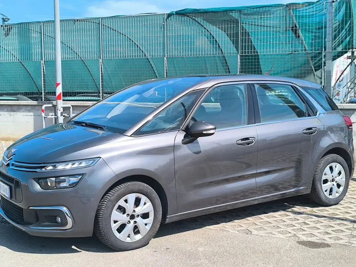 Usata Citroën C4 Picasso Shine 120 CV (88 kW) 2018 Grigio Monovolume