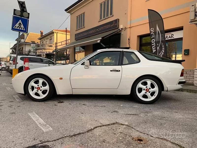 Usata Porsche 944 S2 211 CV (155 kW) 1989 Bianco Coupé