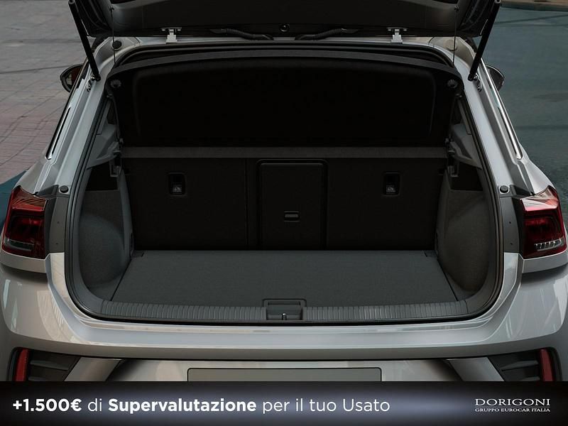 Usata VW T-Roc R-line 150 CV (110 kW) 2025 Pyrit silver metallizzato nero SUV