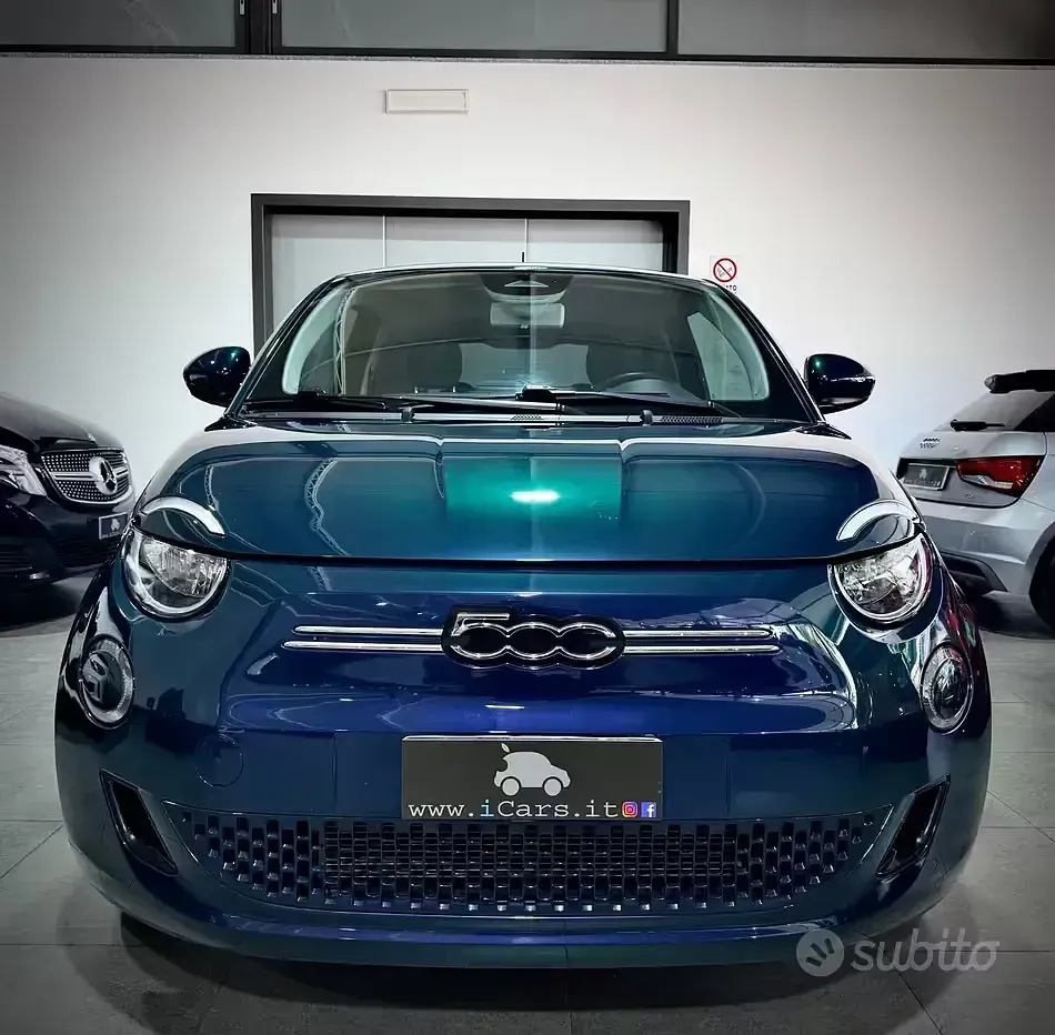 Usata Fiat 500e Icon 42 kW (58 CV) 2020 Verde Berlina