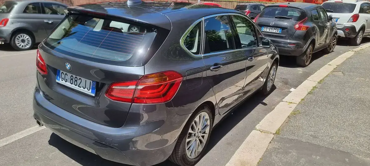 Usata BMW 225 Active Tourer Advantage 136 CV (100 kW) 2021 Grigio Monovolume