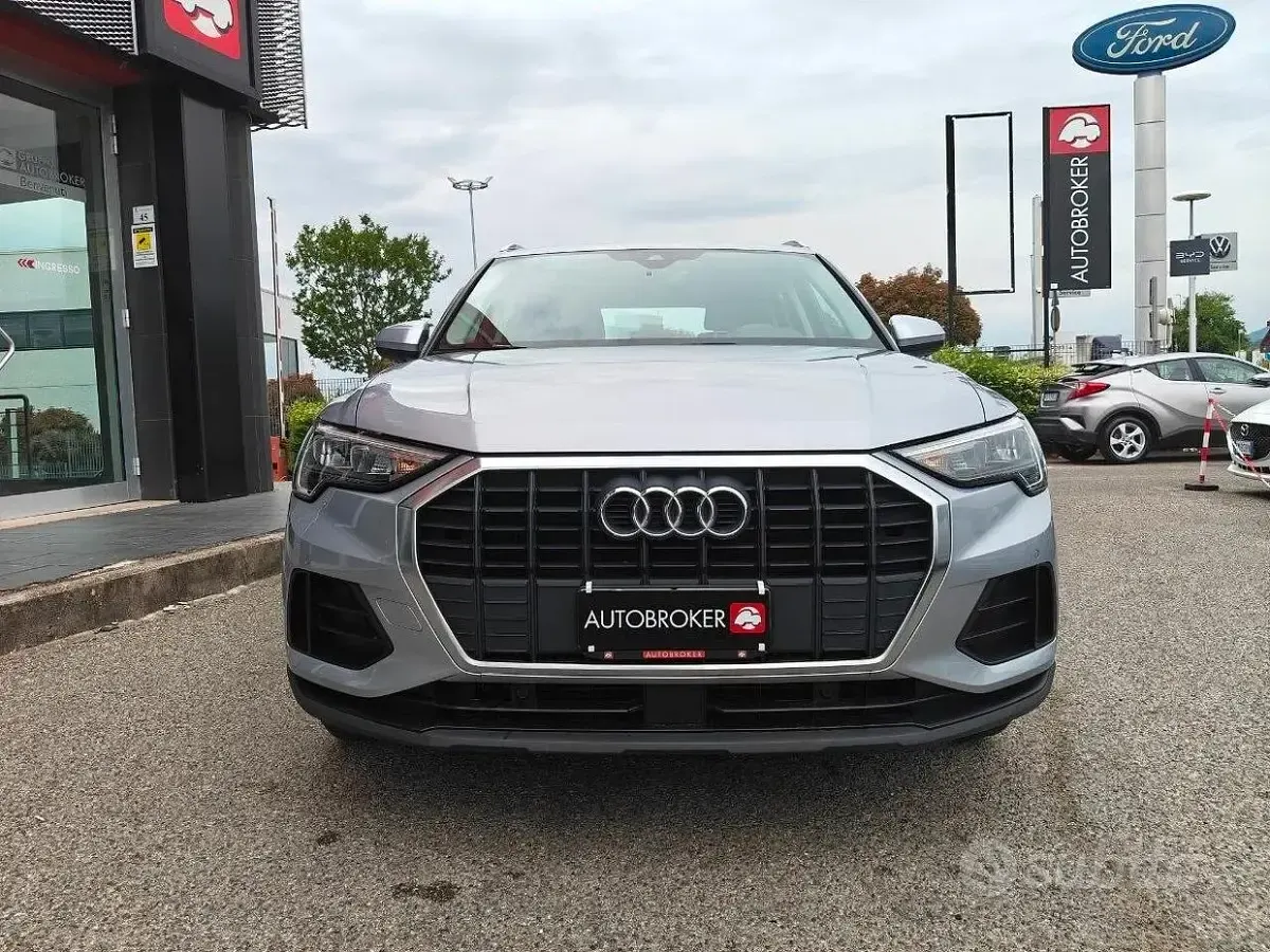 Usata Audi Q3 Business 150 CV (110 kW) 2021 Argento SUV