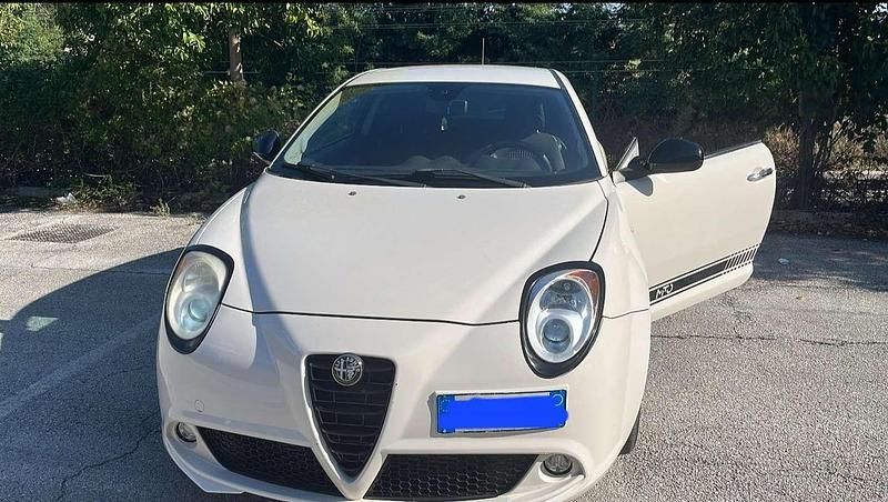 Usata Alfa Romeo MiTo Distinctive 120 CV (88 kW) 2009 Bianco Utilitaria