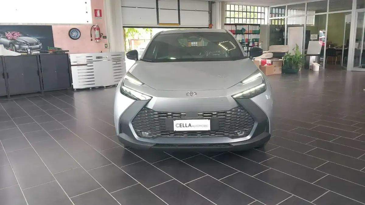 Nuova Toyota C-HR Trend 98 CV (72 kW) 2026 Argento SUV