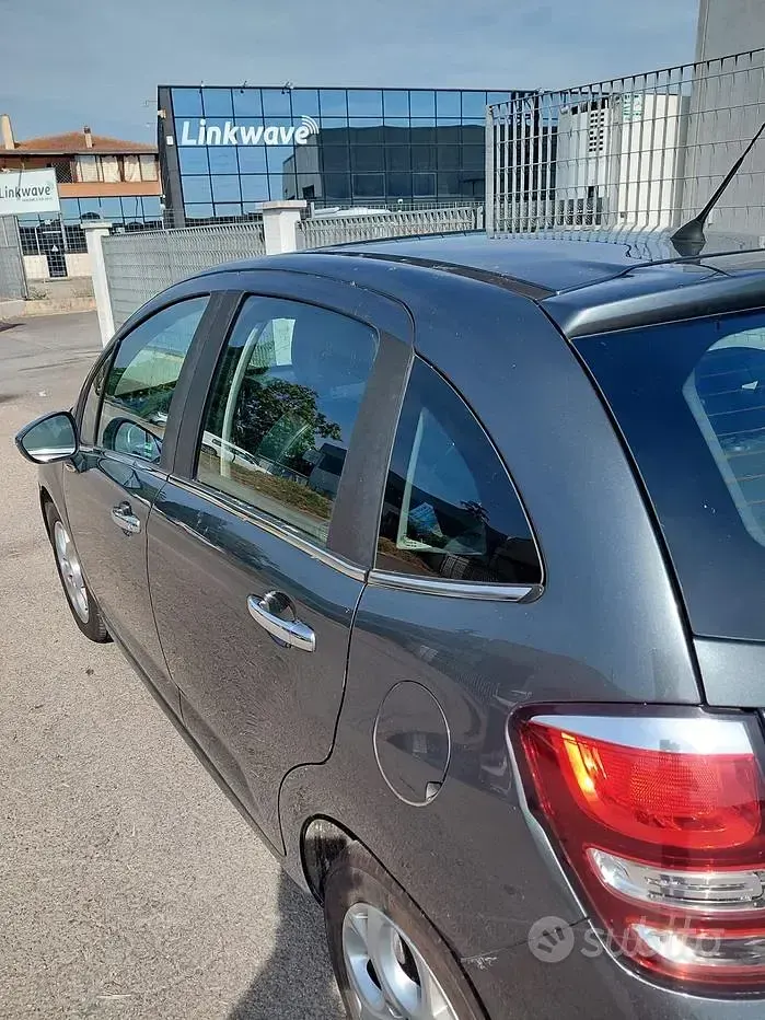 Usata Citroën C3 Feel 99 CV (72 kW) 2016 Grigio Berlina