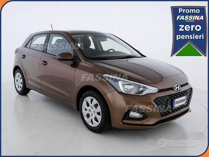 Usata Hyundai i20 Advanced 75 CV (55 kW) 2019 Marrone Utilitaria