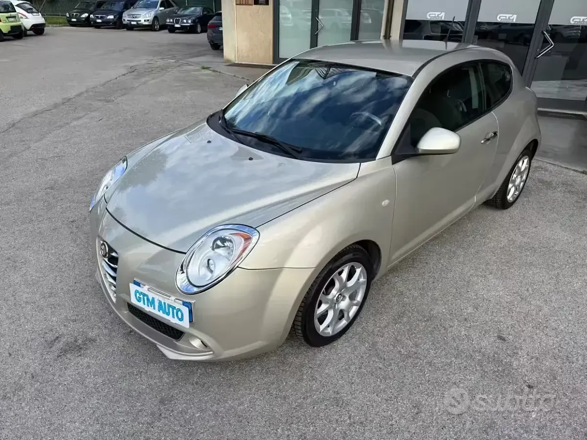 Gebraucht Alfa Romeo MiTo Progression 95 PS (69 kW) 2012 Gelb Kleinwagen