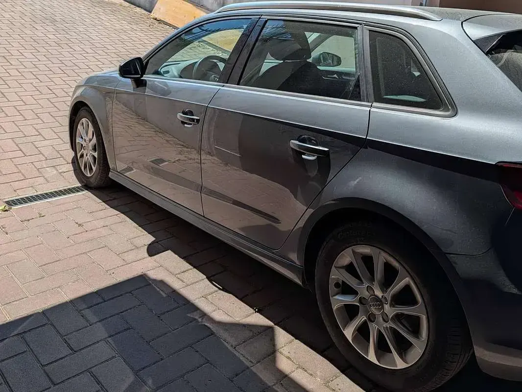 Usata Audi A3 Attraction 109 CV (80 kW) 2016 Grigio Berlina