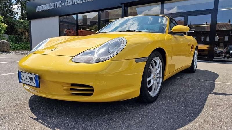 Usata Porsche Boxster 228 CV (167 kW) 2003 Giallo Cabrio