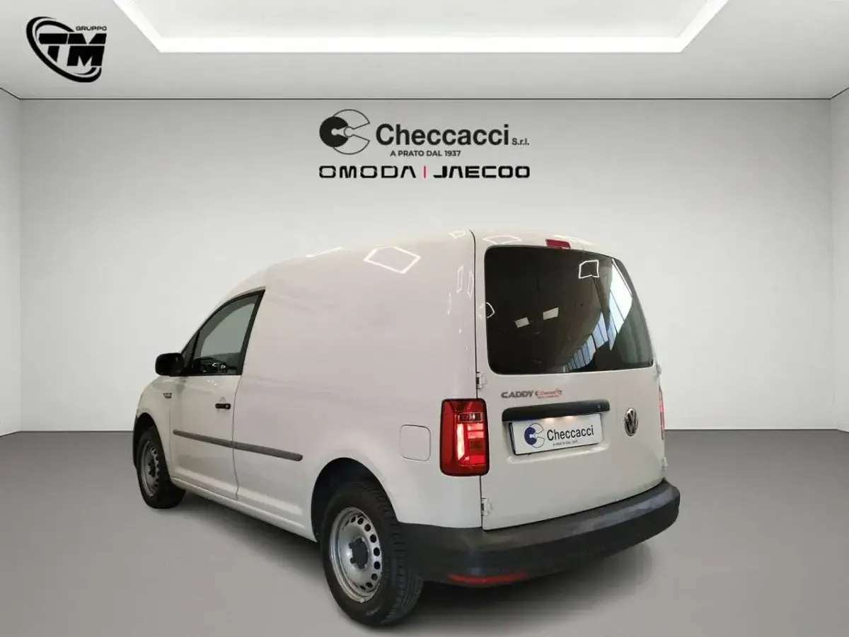 Begagnad VW Caddy 75 HK (55 kW) 2019 Vit Minibuss