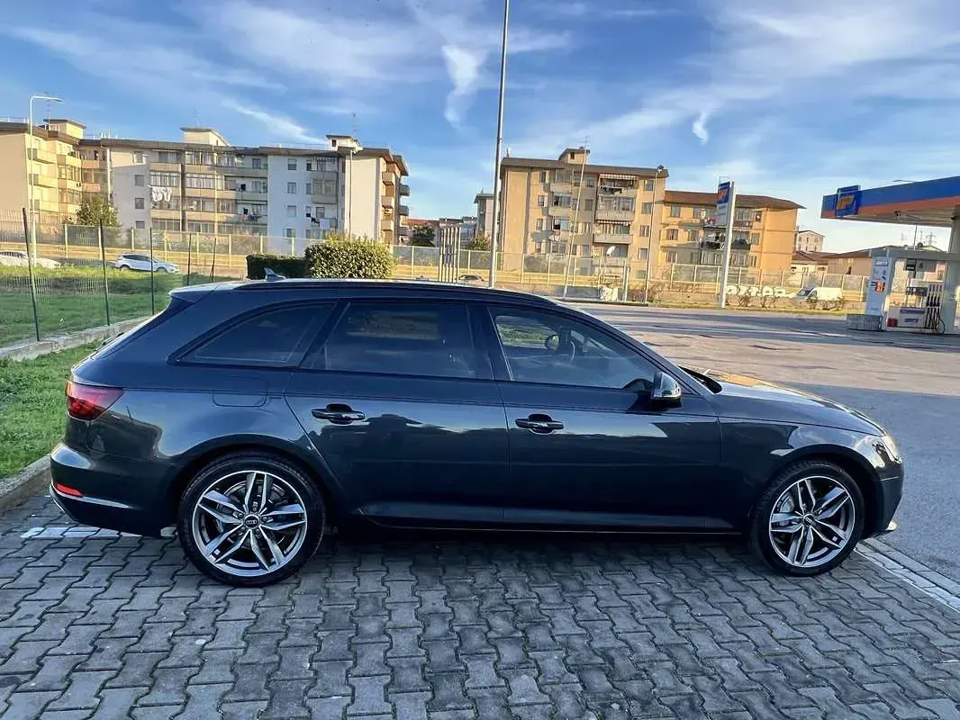 Usata Audi A4 Ambiente 190 CV (139 kW) 2019 Station wagon