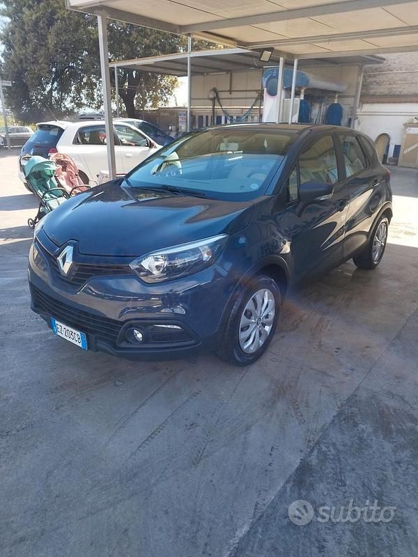 Verde Usata 2015 Renault Captur SUV | 6900 € (Ottimo prezzo) - Immagine 1/4