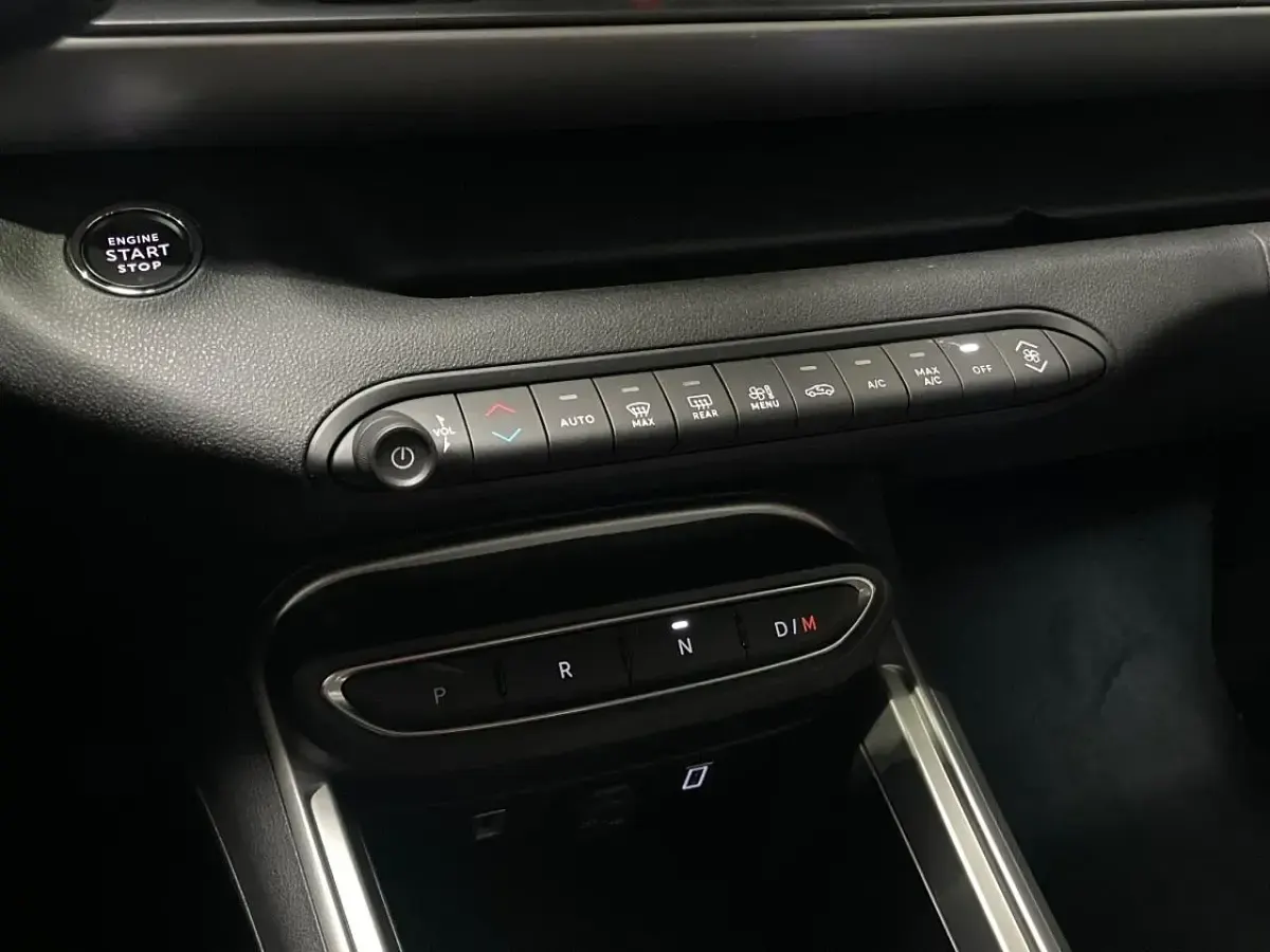 Nuova Jeep Avenger 136 CV (100 kW) 2026 Nero SUV