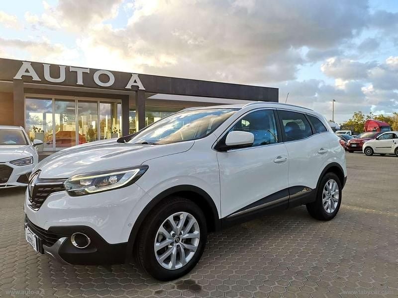 Bianco Usata 2016 Renault Kadjar Intens SUV | 10.800 € (Buon prezzo) - Immagine 1/4