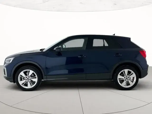 Usata Audi Q2 Advanced Plus 150 CV (110 kW) 2025 Blu navarra metallizzato SUV