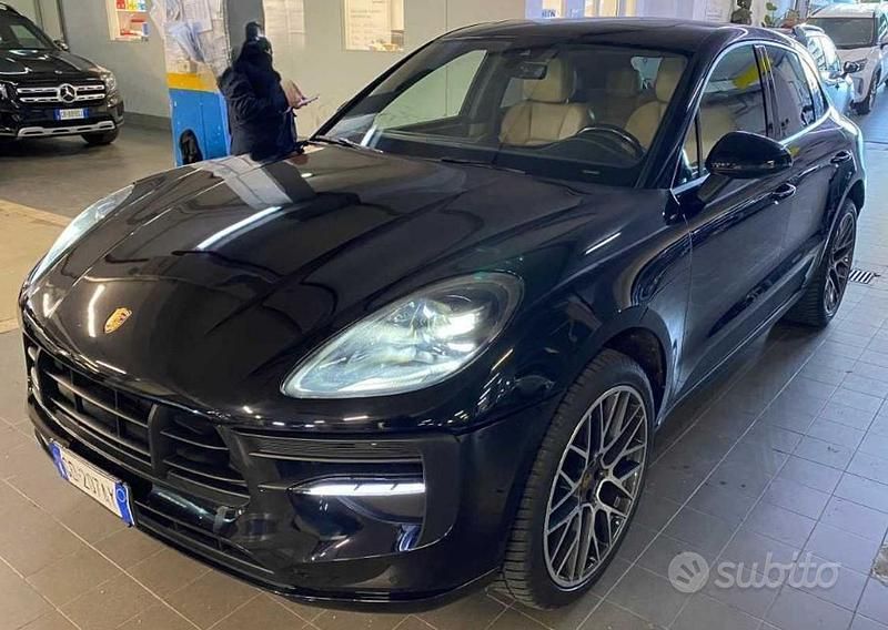 Nero Usata 2020 Porsche Macan SUV | 51.000 € (Ottimo prezzo) - Immagine 1/4