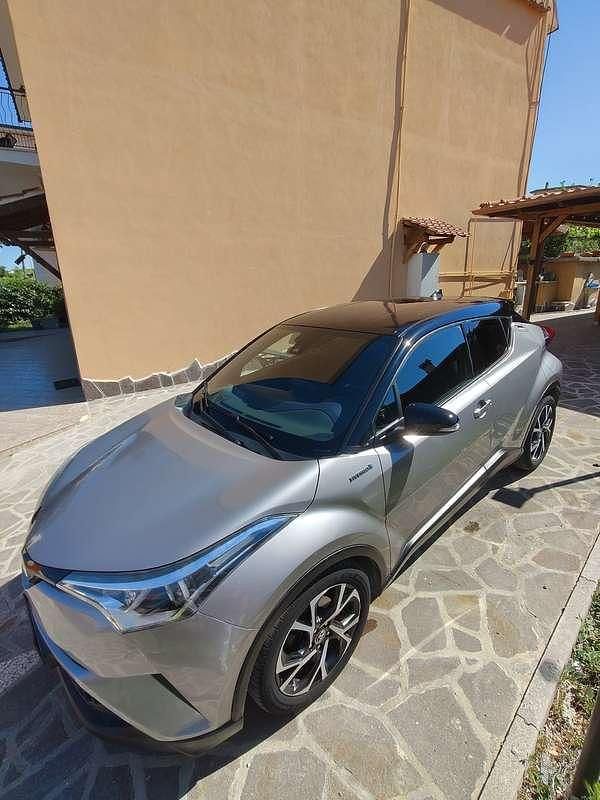 Usata Toyota C-HR Style 98 CV (72 kW) 2017 SUV