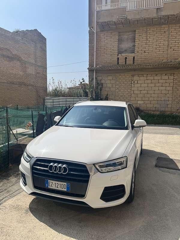 Usata Audi Q3 S-Line 140 CV (102 kW) 2015 SUV