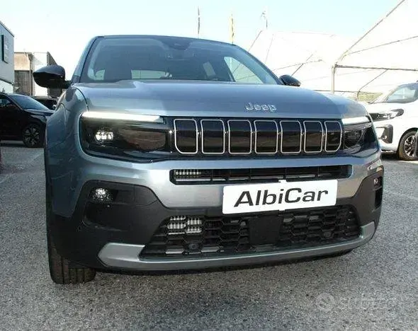 Nuova Jeep Avenger Summit 101 CV (74 kW) 2025 Rosso SUV