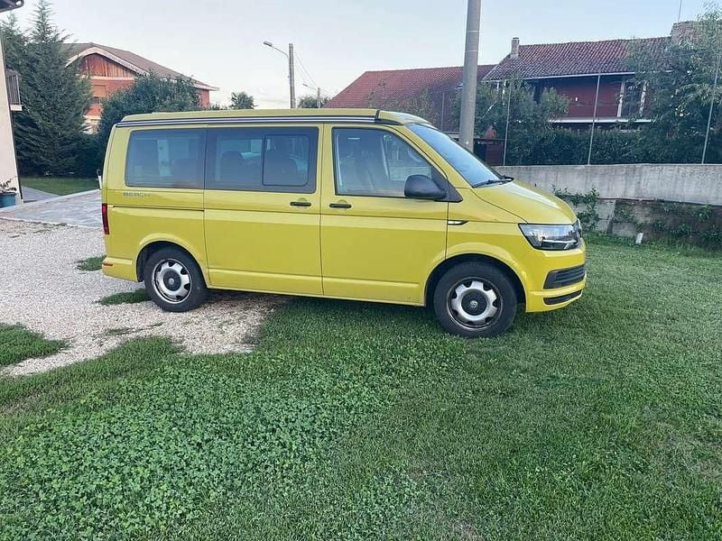 Usata VW California Beach 150 CV (110 kW) 2019 Giallo Furgone