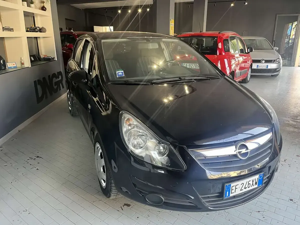 Usata Opel Corsa Cosmo 86 CV (63 kW) 2011 Nero Utilitaria